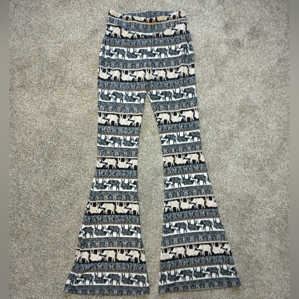 About A Girl Elephant Pants 🐘🩶 🤎
